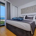 Luxury Yara With Private Heated Pool Near Split Villa Kaštela