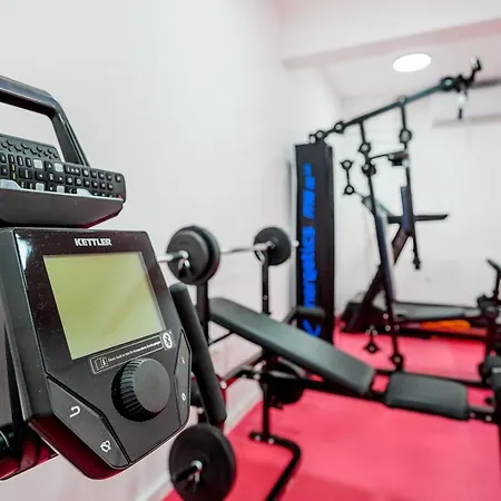 Luxury Yara - Private Heated Pool, Split *