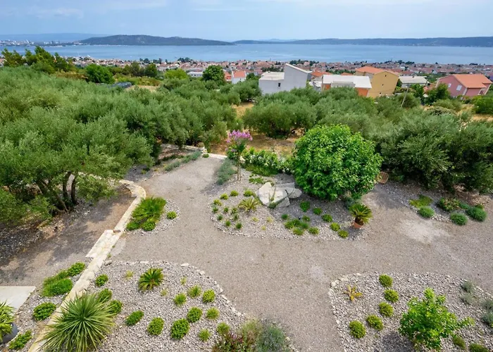 Luxury Yara - Private Heated Pool, Split * Kaštela