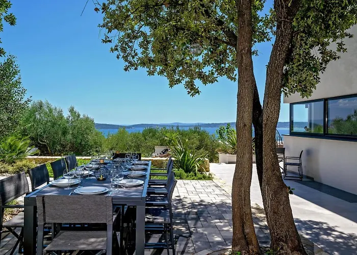Villa Luxury Yara - Private Heated Pool, Split