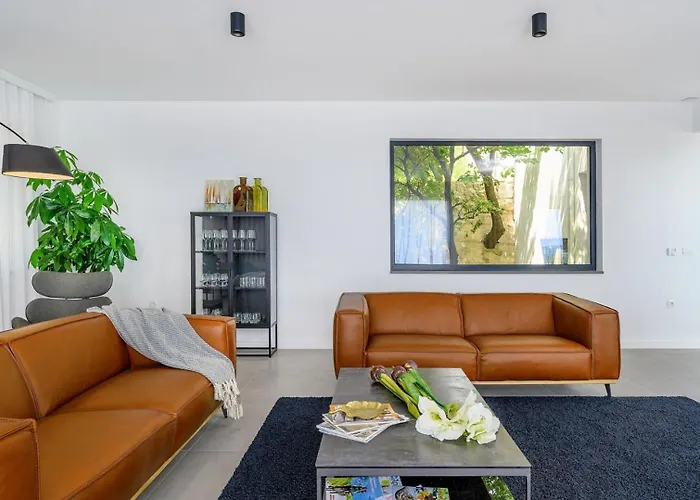 Villa Luxury Yara - Private Heated Pool, Split Kaštela