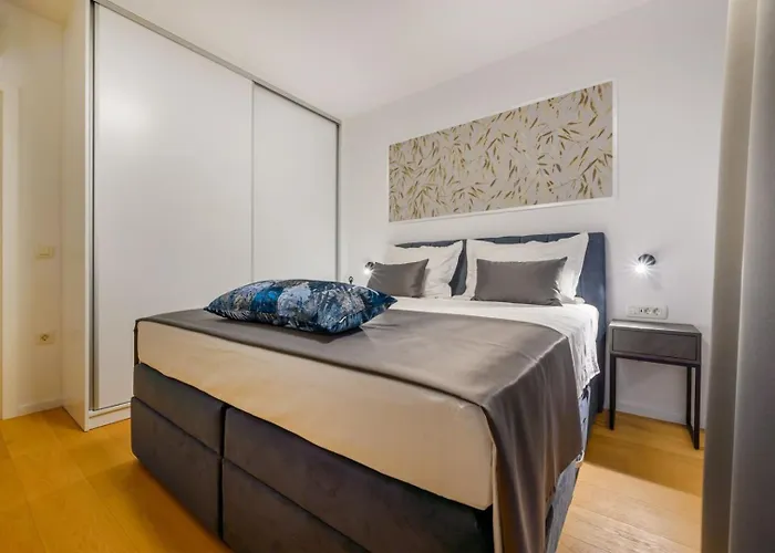 Villa Luxury Yara - Private Heated Pool, Split