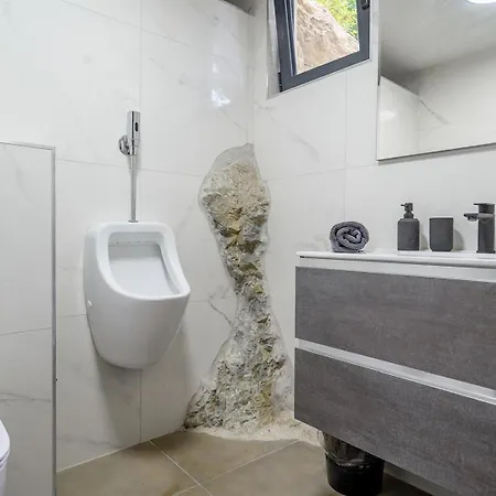 Luxury Yara With Private Heated Pool Near Split * Kaštela