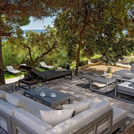 Luxury Yara - Private Heated Pool, Split * Kaštela