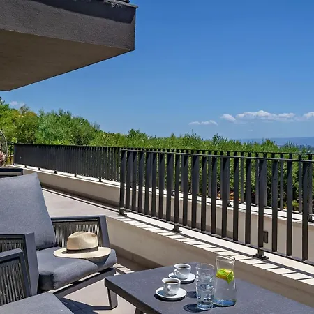 Luxury Yara With Private Heated Pool Near Split Villa Kaštela